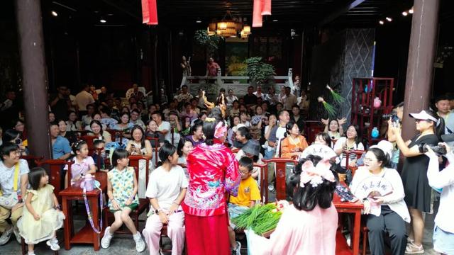 "青春遇见贵州·镇好遇见你”<span>——</span>黔东南镇远古城七夕上演千年之恋