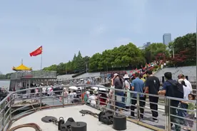 湖南水路旅游客运量大增 “五一”假期全省水路客运发送旅客同比增长27.61%图片