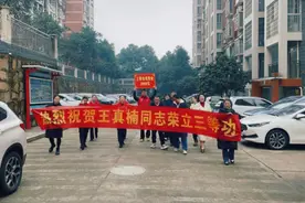 暮云丽发：让军人军属共享“戎”耀时刻图片