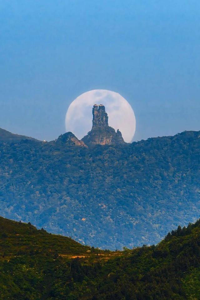 桃源深处、武陵主峰，梵净山何以跻身世界遗产？