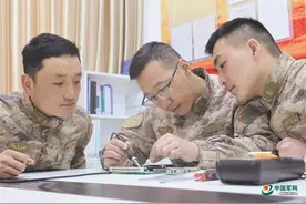 军营观察丨高级军士成为人才培养新生力量图片