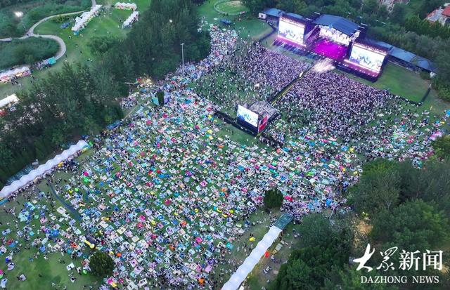 东营：文汇河海 草坪音乐节燃情夏日