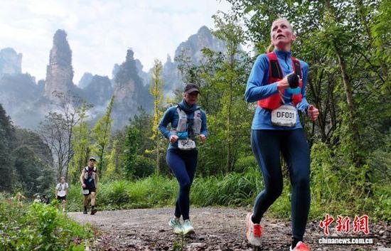 “国际张”风靡全世界 张家界入境游客5年增长59倍