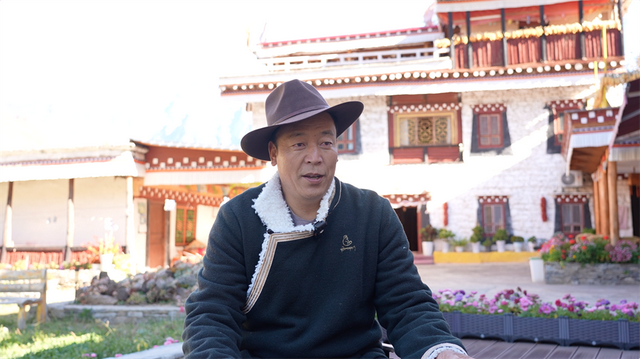 “云端藏寨”走向世界 基卡依村交出幸福答卷