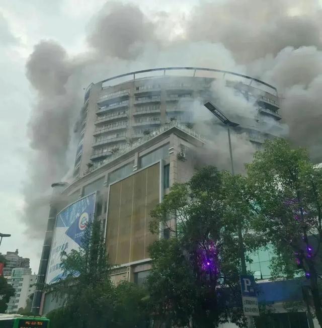 58死71伤：一滴焊花，1.58亿代价