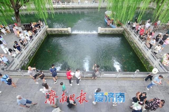 黑虎泉水位今年首次突破29米，较去年提前14天