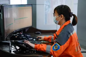 福建省急救中心120调度员4分钟“云急救”感动全网的背后：调度员专业+家属配合，赢下生死局图片