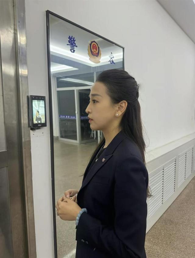 媒体评保时捷女销冠向造黄谣者“宣战”