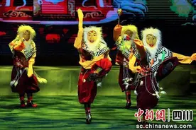 理塘藏戏登上蓉城舞台图片