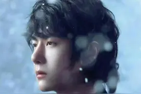 王一博，传喜讯图片