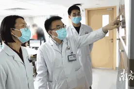 16岁少年的记忆转瞬即逝，检查发现脑中有块“橡皮擦”图片