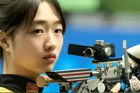 阿条姐也太全面了！奥运射击冠军黄雨婷曾是青少年武术冠军，民族舞等级为十级图片