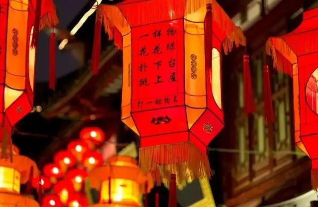 灯组揭秘：“瑞骐迎春”核心区，宁夏府城图与八骏灯组的千年对话