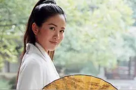 演员叶璇自曝父亲病重，遭保姆抢家产图片