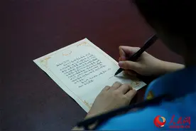 致敬军校教员！军校学员以丰富形式感恩“军中园丁”图片