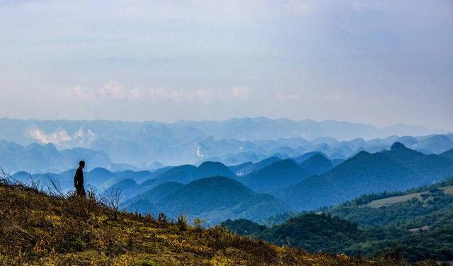 利川云雾山：日月绣岭结仙梁