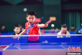 首届国乒成都基地少儿乒乓球公开赛落幕图片