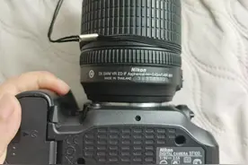 闲鱼上转售相机疑遭“到手刀”砍价 物流公司：曾拉黑收件人号码，其换号后继续收货图片