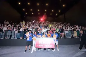 《前任4》领跑国庆档，成都路演韩庚郑恺分享感情观图片