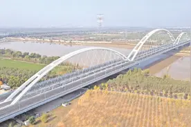 “桥”见未来 “城”载梦想图片