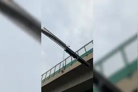 下雪啦！济南周末迎降雪，情报员：雪花轻轻飘落，出行注意安全！图片