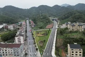 影视大道隧道复线通车！图片
