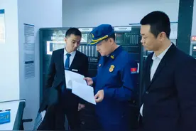 发生警情第一时间出动，朝阳消防全力保障市民消防安全图片