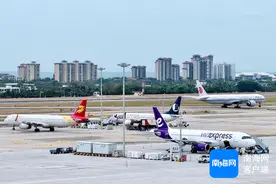 239.15万！三亚凤凰机场2月旅客吞吐量创新高图片