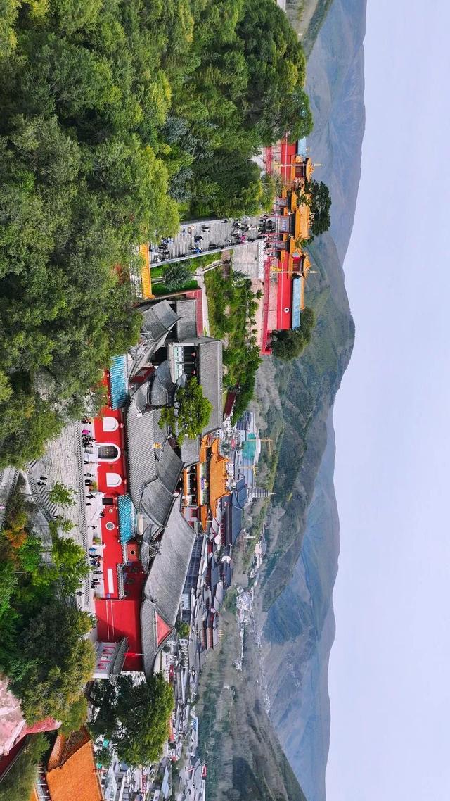 云端俯瞰，遇见不一样的五台山