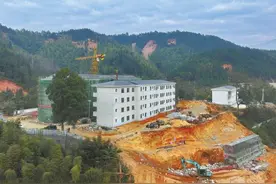 资兴灾后首批集中安置房摇号分房 八面山受灾居民很快就能住新房图片