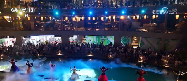 看演出、赏夜景、品美食……“夏日夜游”成新宠 “夜时光”点亮消费新活力
