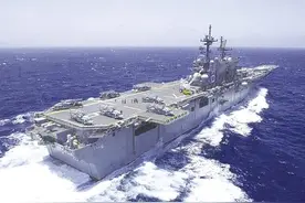 美国准航母编队罕见在黄海大规模演习！专家：以此“威慑中国”实在可笑图片