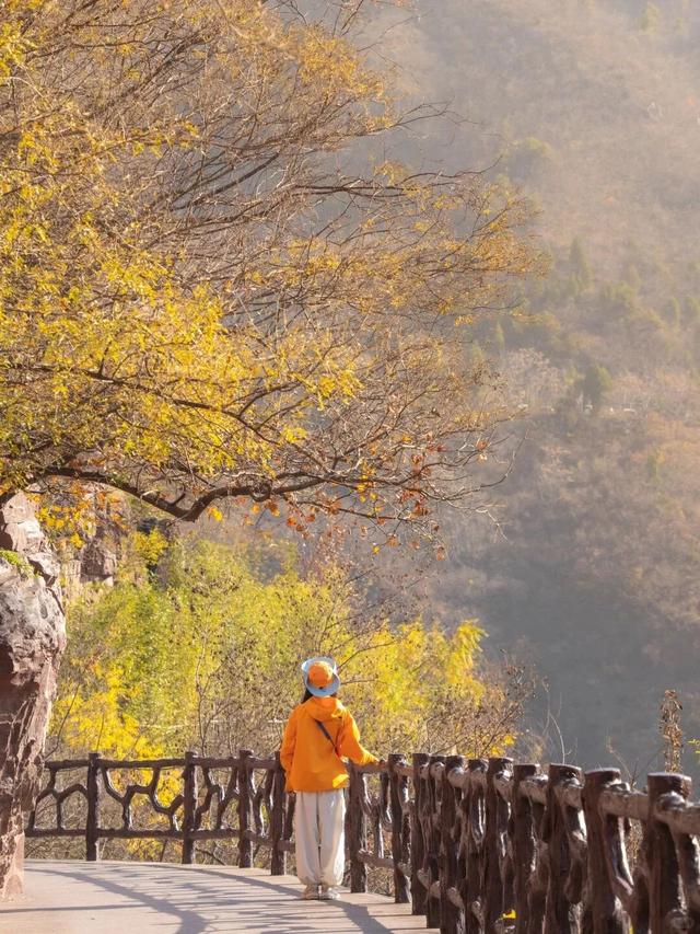 很少用“震撼”形容一座山！