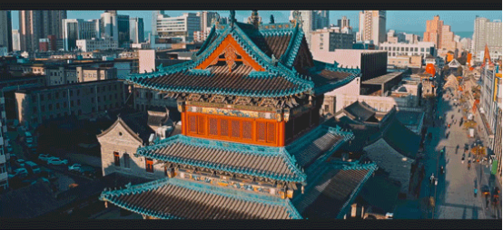 满眼“中国红”！太原的国庆氛围感拉满了~