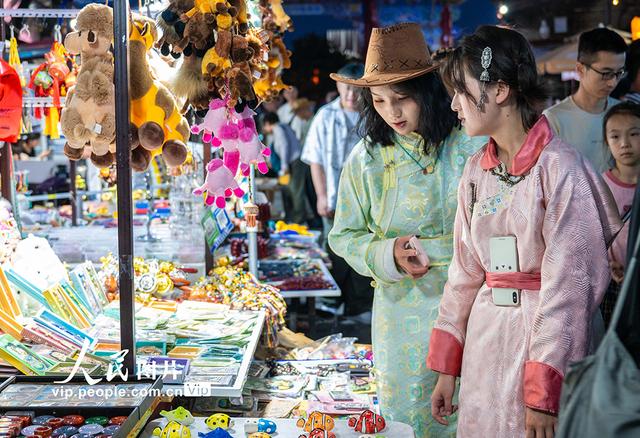 内蒙古呼和浩特：暑期文旅市场持续升温