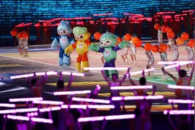 “大莲花”里的“小青荷”图片