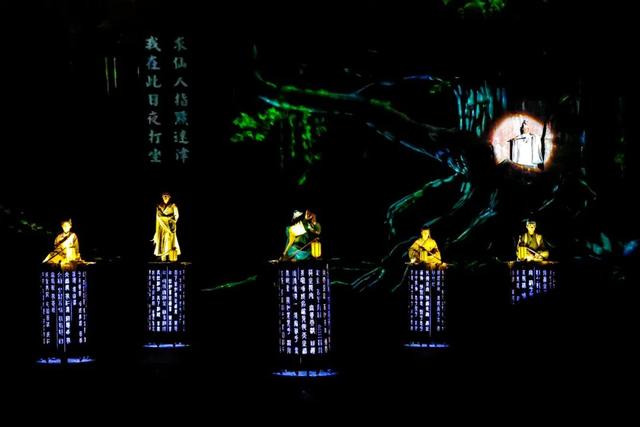 登高望远在龙虎，重阳遇见好秋光！