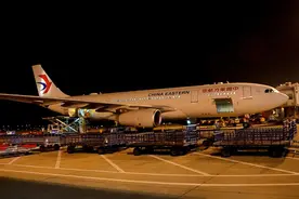 南京空港首开直飞胡志明客运航线，首班乘客89人