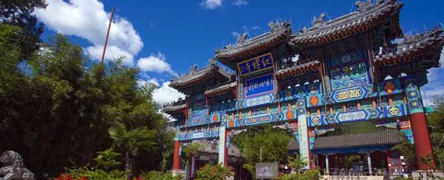 北京六里桥前往慕田峪长城、雁栖湖等方向旅游班线暂停运营