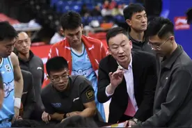 CBA季后赛|青岛VS浙江：刘维伟战旧主，国产顶级中锋斗法图片