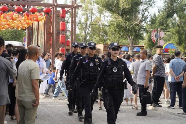 双节平安乐，安全不能忘！包头市公安局给全市百姓送“平安锦囊”