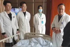 一年点外卖近300次！29岁小伙确诊癌症，医生提醒图片