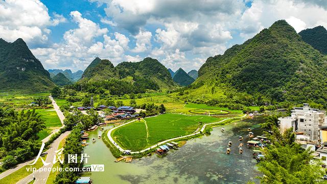 广西靖西：山水美景引客来