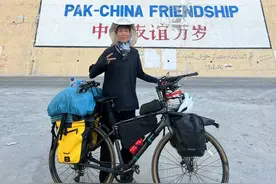 一人一车，“00后”安徽小伙骑行去非洲！“每天看到不同风景，是坚持下去的最大动力”图片