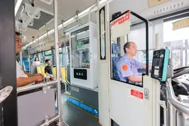 望城公交车上也能“买买买”！快看能买啥→图片