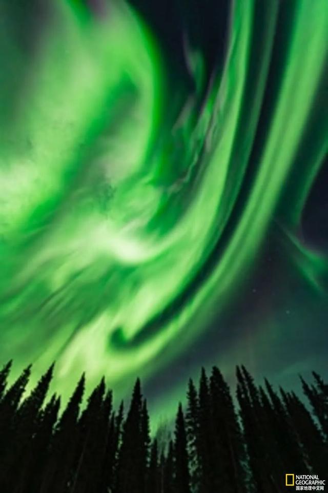 2026年不可错过的12大天象奇观——从壮丽日全食到震撼极光秀