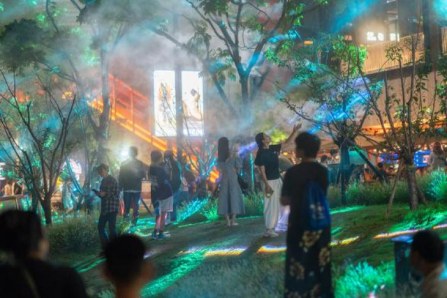 美味寻踪、光影为宴，国庆邂逅上海“最美夜”与“最惠价”