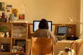 携程推行混合办公，每周两天居家办公，离职率大降生产力提升图片