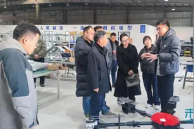 安徽信息工程学院副校长李震带队调研芜湖市湾沚区企业 共谋校企合作新篇章图片