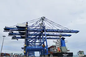 广州港南沙港区新增1条外贸航线图片